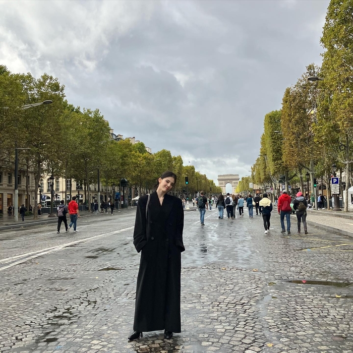 K-Celebrities In Another Land: FRANCE