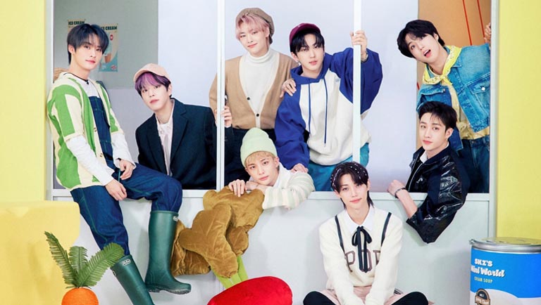 stray kids skz replay