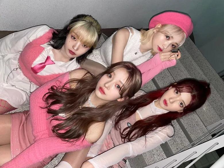 inverted subtle grain K pop groups that will debut 2022 inter girls