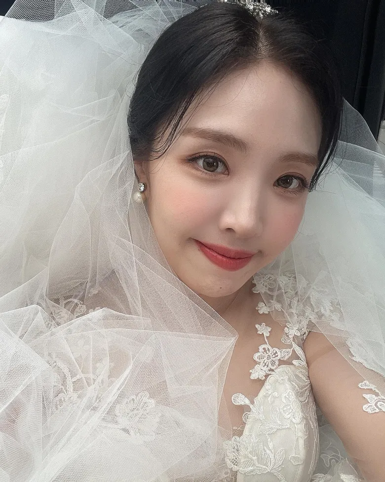 Top 3 Most Beautiful Female Idols Born On 1992 According To Kpopmap Readers (2022 Yearly Results)