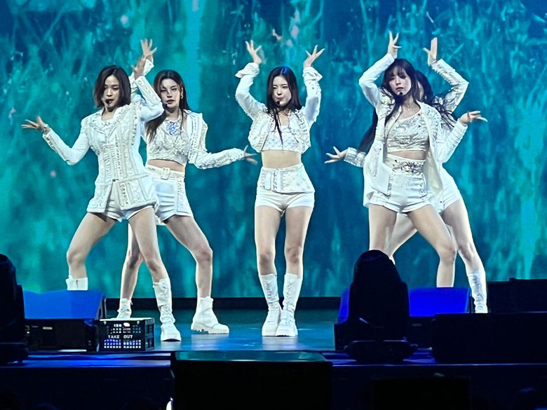 ITZY Sported Pieces From CHARLES & KEITH In Their Singapore "CHECKMATE" Concert
