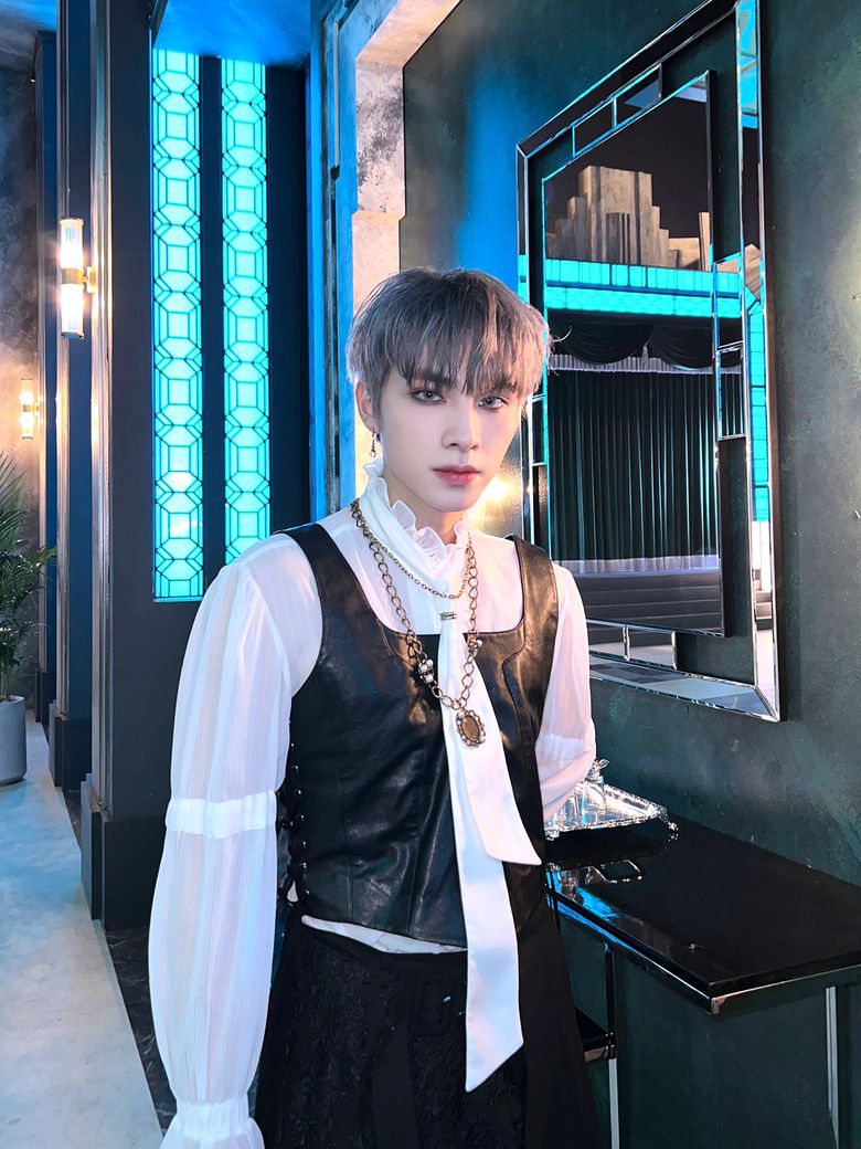 NCT's XiaoJun And TEMPEST's HyeongSeop Become The Newest MCs Of SBS MTV's "The Show"