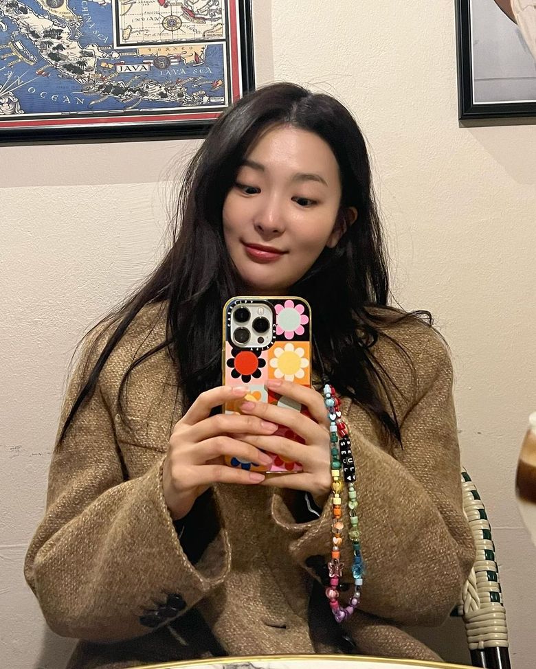 Top 20 Girlfriend Material Pictures Of Red Velvet's SeulGi: Dancing Her Way Into Our Hearts