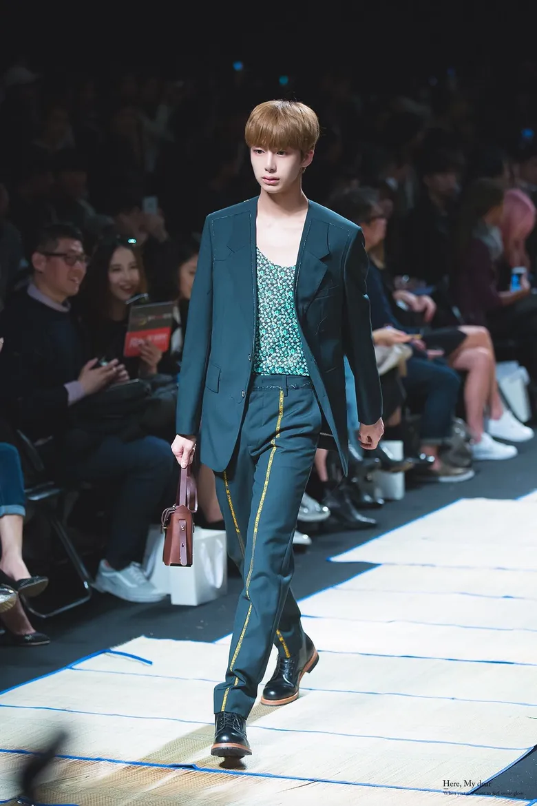  9 Male K-Pop Idols Who Have Walked On The Fashion Runway