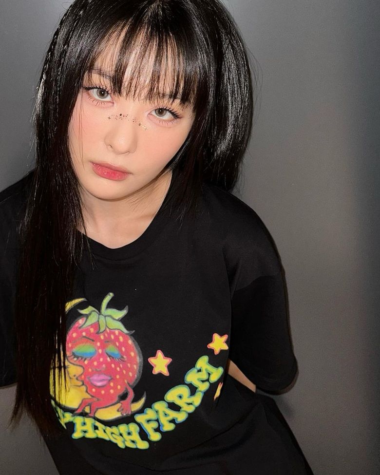 Find Out About The Make Up Products Used To Achieve Red Velvet SeulGi's Concert Look