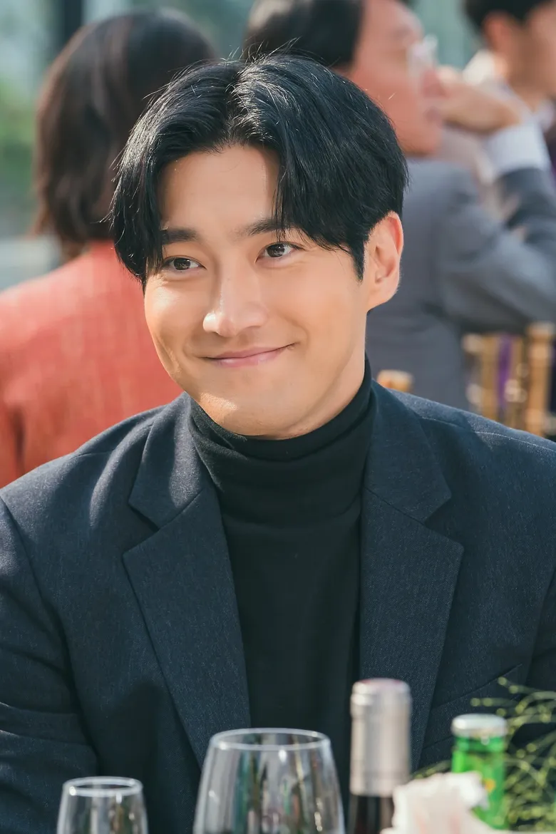  6 Reasons Why We Love SUPER JUNIOR's SiWon